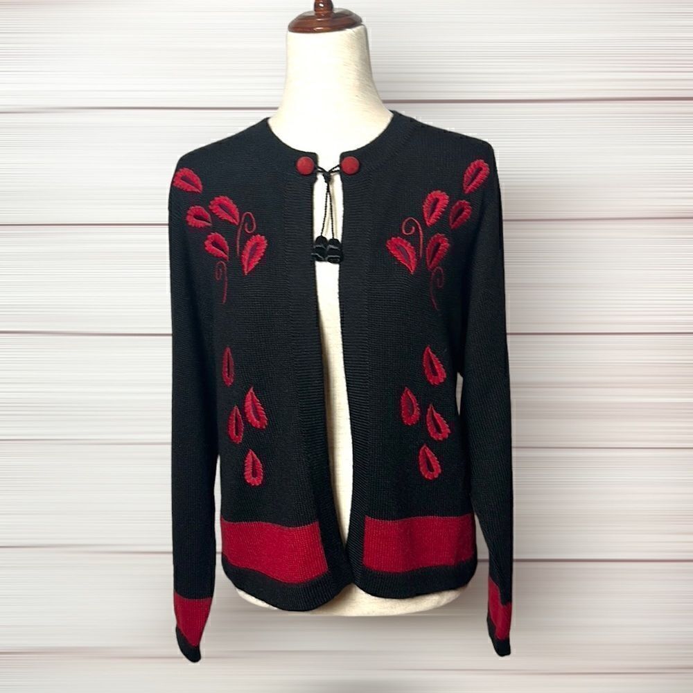 Alpaca Style Artesanias A.T. 100% Alpaca Cardigan Black Red Embroidery Tie Neck